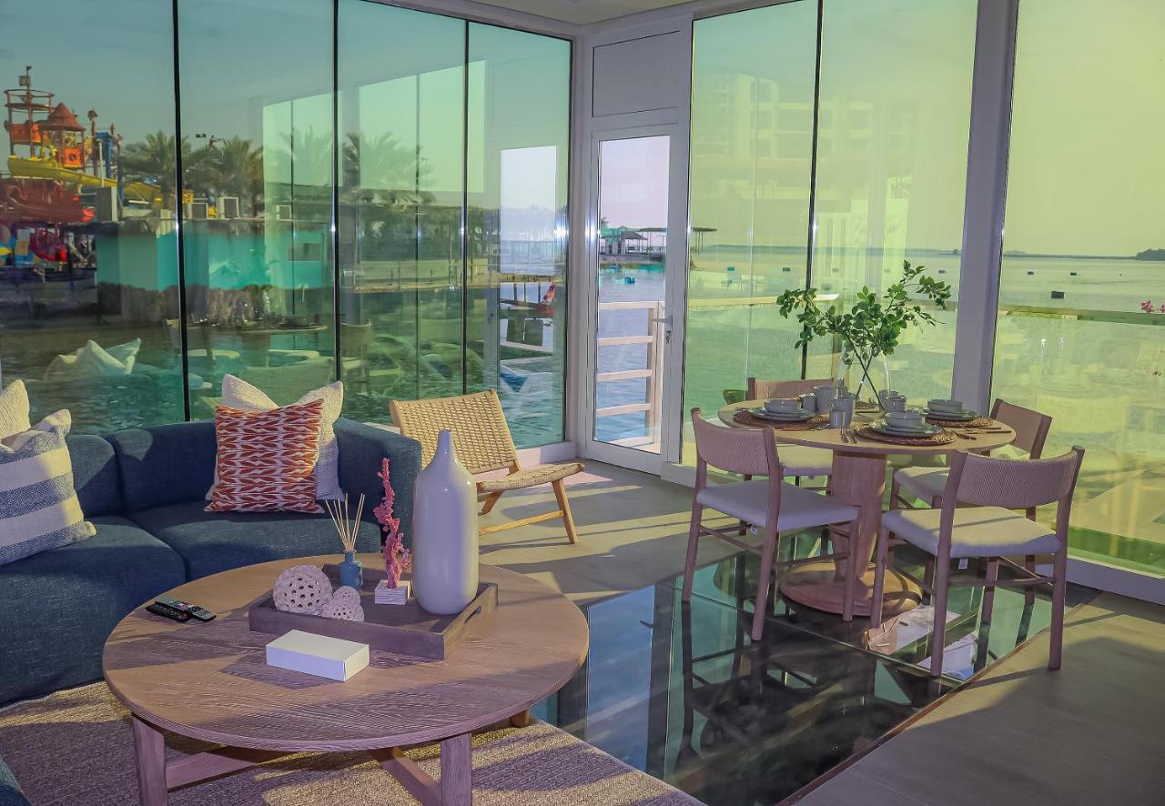 Lagoona Beach Luxury Resort And Spa Manáma Exteriér fotografie Interior of a typical apartment